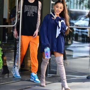 Stuart Weitzman Highland Stretch-Suede Over-The-Knee Londra Boots Gray Size 5M